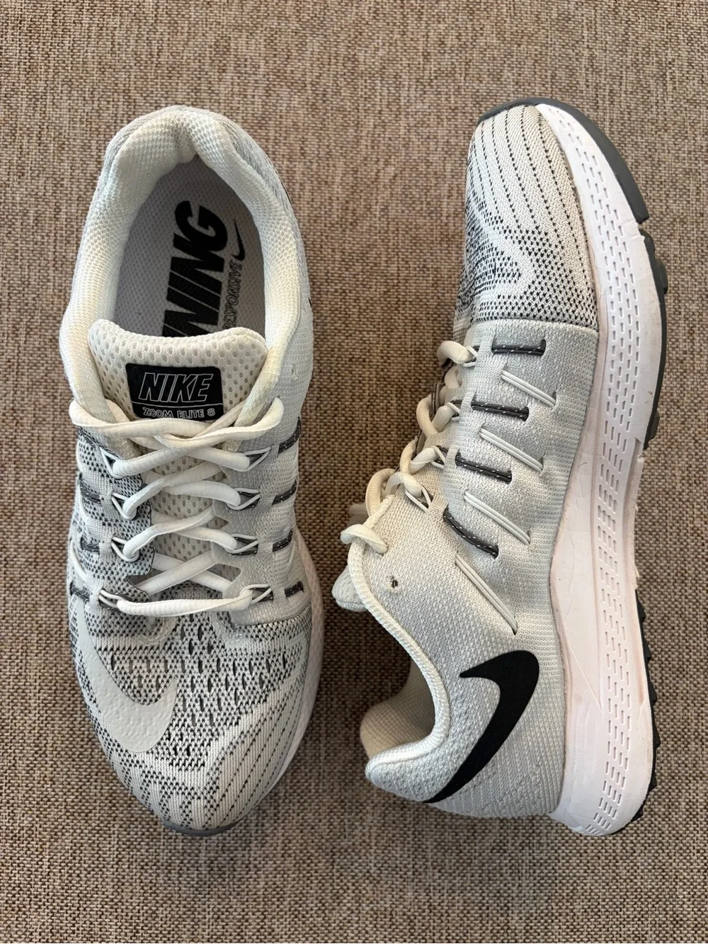 Nike Air Zoom Elite 8 Women's Running Shoes White Gray Black Sneakers Size 8‎